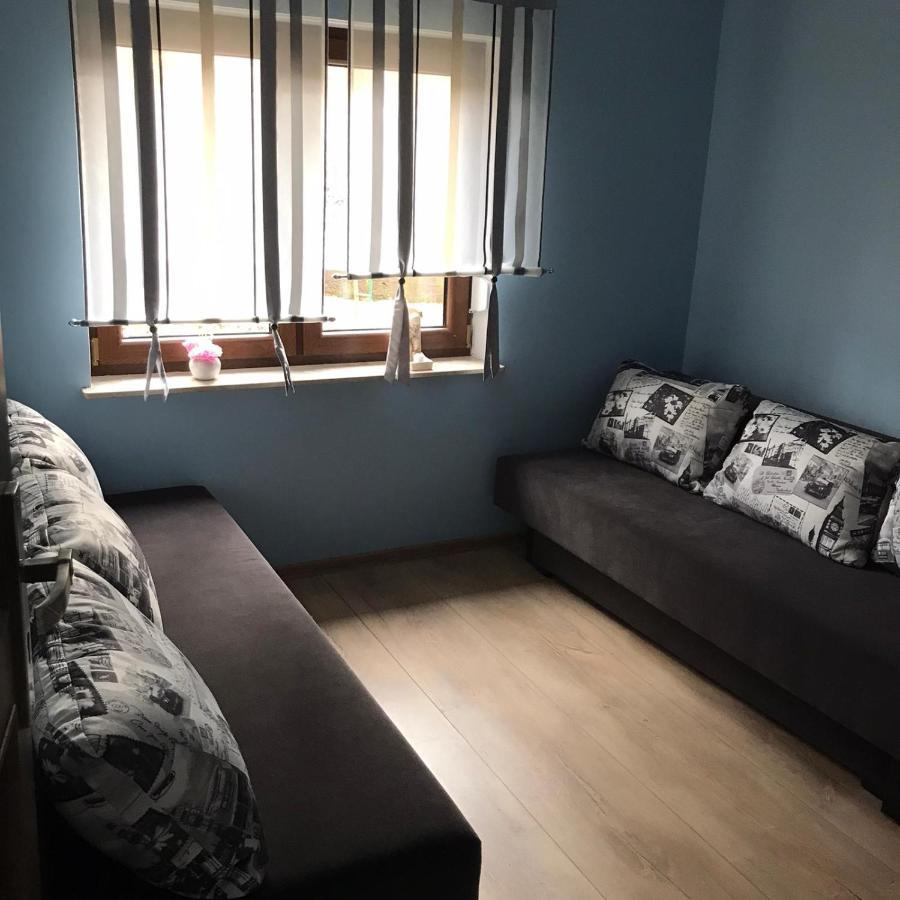 Urokliwy Domek Nad Brzegiem Jeziora Lubiatów Extérieur photo